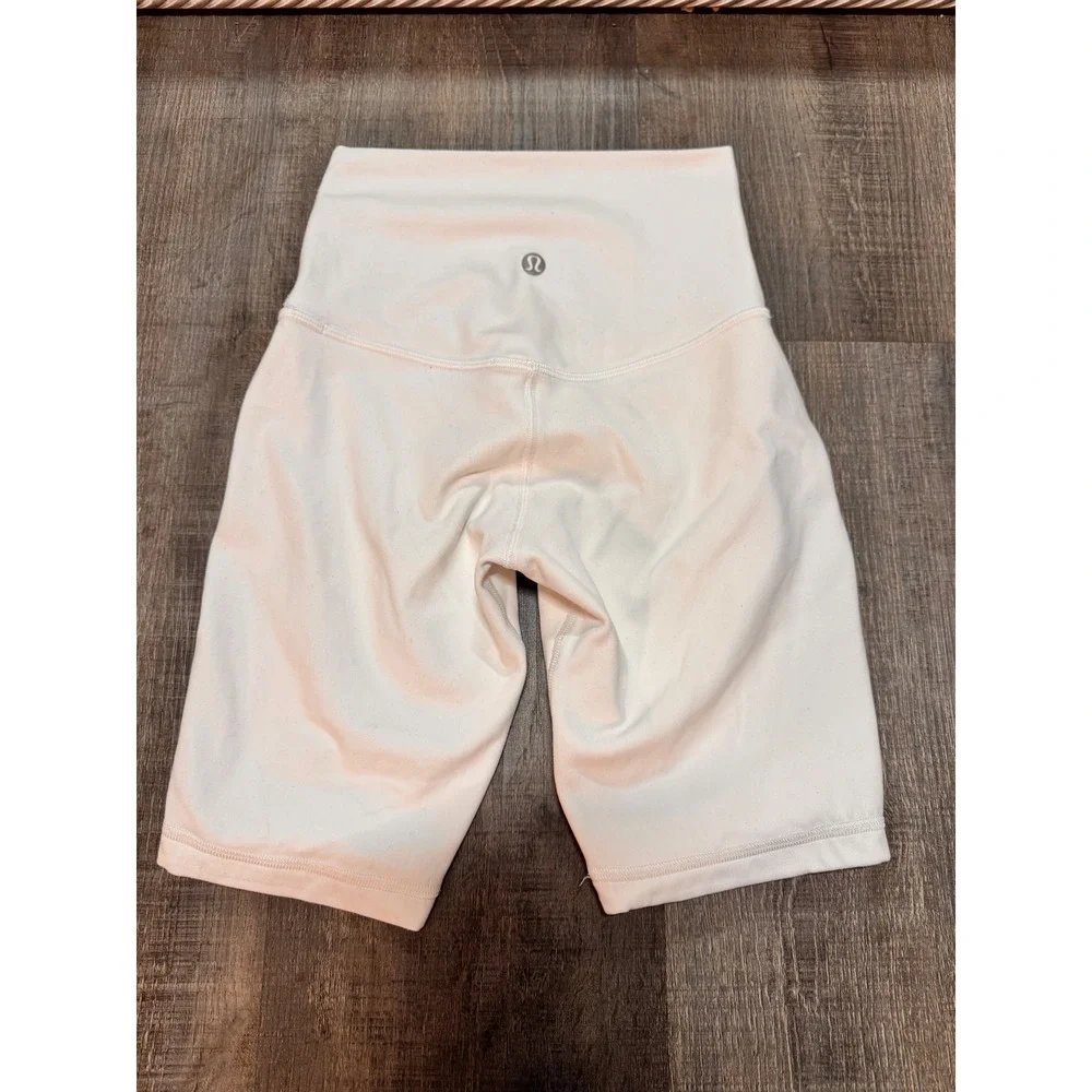 Lululemon‎ Align High-Rise Short 8